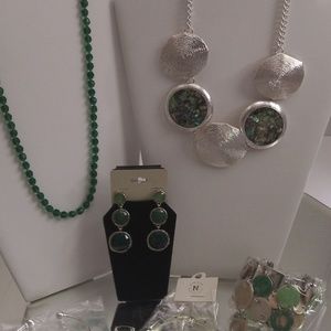 NWT BEAUTIFUL LUCIA - NECKLACES EARRINGS & BRACELE
